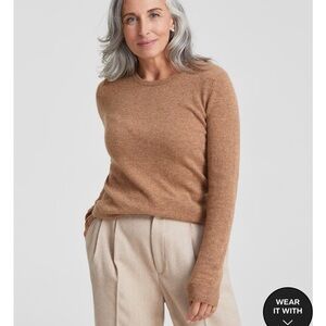 Cashmere crew neck sweater